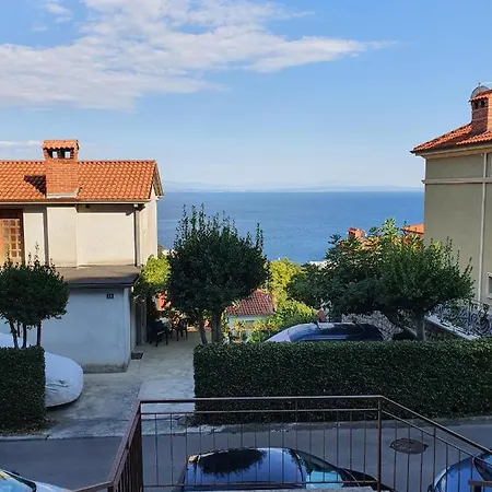 Studio Apartman Fredi