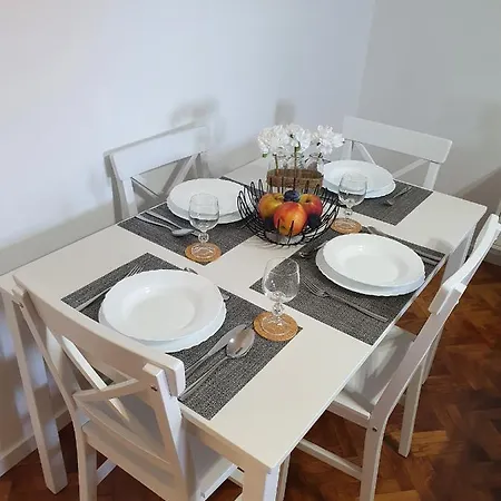 Studio Apartman Fredi Apartment *