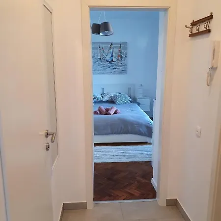 Studio Apartman Fredi