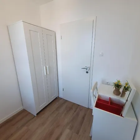 Apartment Studio Apartman Fredi